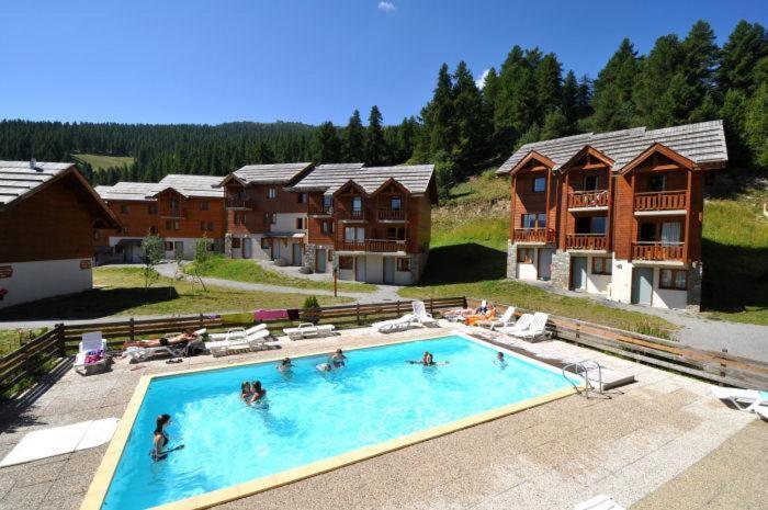 Апартаменты Les Chalets Du Parc Aux Etoiles - Cimes Et Neige Пюи-Сен-Венсан Экстерьер фото